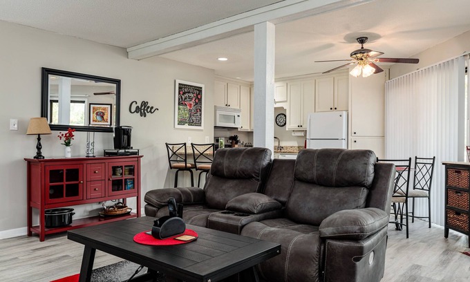 Foxfire Condo | Charming 2 Bed 2 Bath 1st Floor Condo in Foxfire with Golf Course View