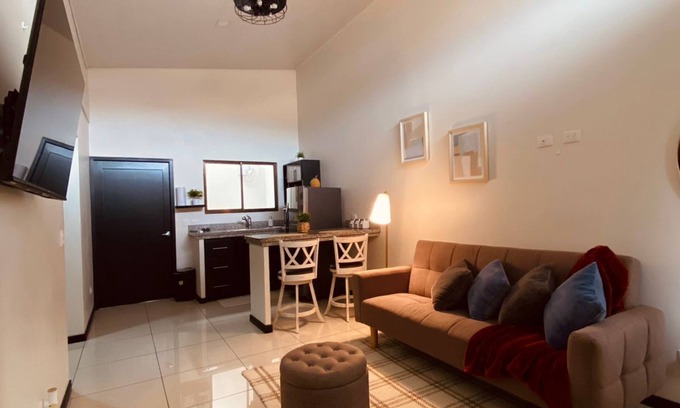Quesada Apartment | Charming 2-bedroom apartment in gorgeous Ciudad Quesada with WiFi, AC
