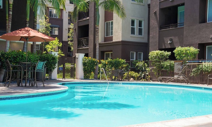 Marina del Rey Apartment | Charming 2-bedroom apartment with AC, WiFi in delightful Marina del Rey
