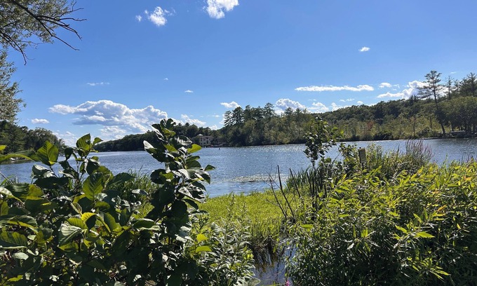 Rotterdam Junction Cottage | Charming 2-bedroom cottage with AC and WiFi on Ballston Lake. Family friendly.