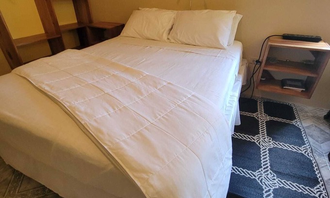 West End Apartment | Charming 2-bedroom apartment with WiFi, AC in marvelous Negril