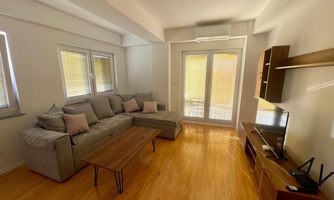 Ohrid Apartment | Charming 2-bedroom apartment with AC, WiFi in brilliant Ohrid