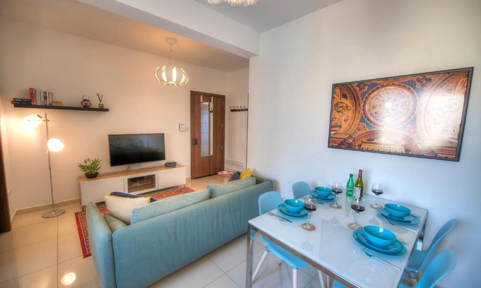 Hamrun Apartment | Charming 2 bedroom apartment close to Junior College ETUS1-1