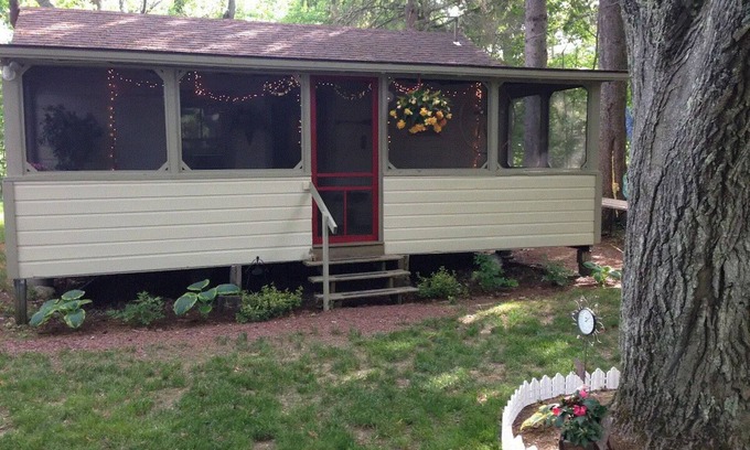 Pittsfield Cottage | Charming 2-Bedroom Cottage with WiFi, AC in Quiet North Berkshire Location