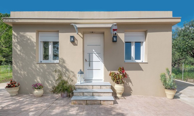 Romirion House | Charming 2-bedroom country house with WiFi, AC in Zakynthos