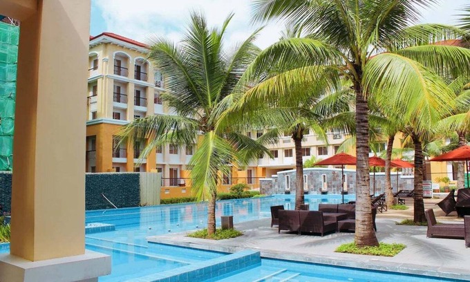 Cebu Condo | Charming 2-bedroom condo with fitness room and AC in delightful Cebu