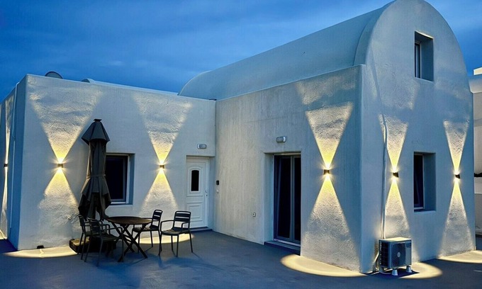 Vothon House | Charming 2-bedroom house in enchanting Vothonas with WiFi, AC