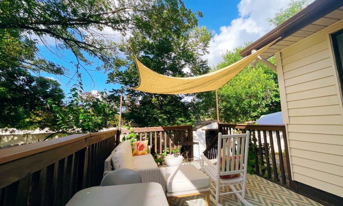 Wells Branch House | Charming 2-bedroom house in wonderful Austin with AC, WiFi