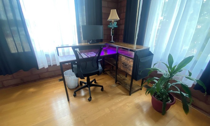 Elkader Apartment | Charming 2-bedroom suite A with WiFi, AC in adorable Elkader