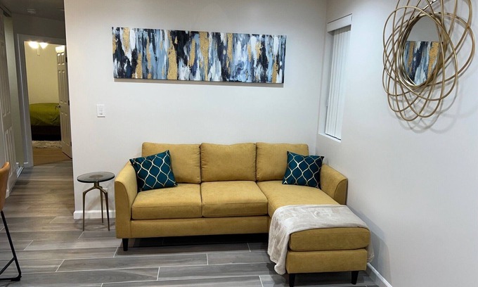 Lower Bal House | Charming 2-bedroom house in San Leandro with WiFi and AC