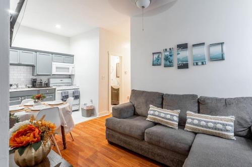 Constable Hook Apartment | Charming 2BR 1BA Apartment Near NYC Airport