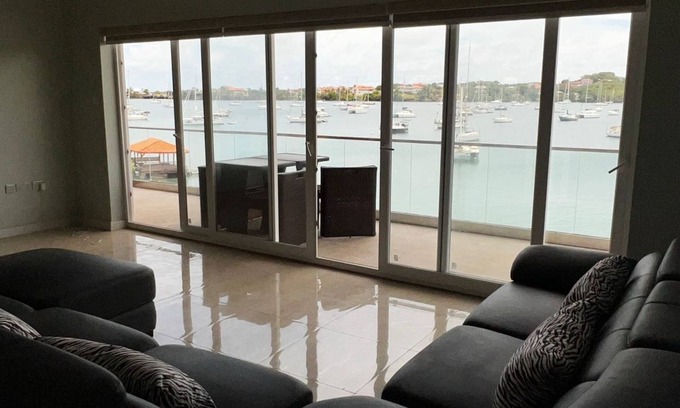 The Lime Condo | Charming 2BR Condo w/A/C + Gym in Scenic Lance Aux Épines