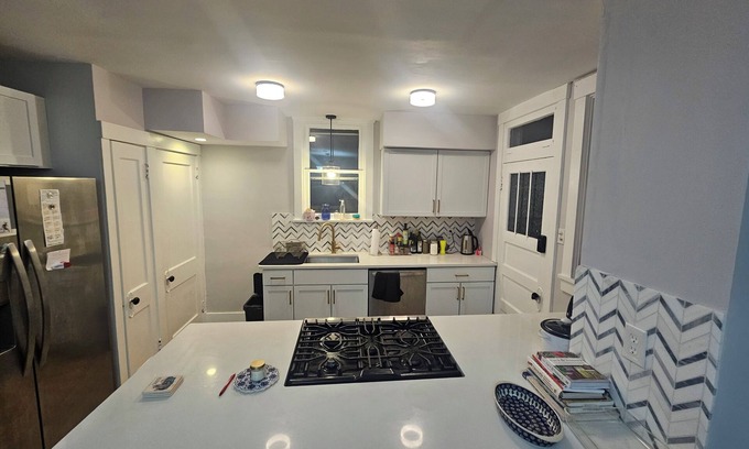 Dormont House | Charming 3-bedroom house with AC and WiFi in cozy Pittsburgh Mt Lebanon Area