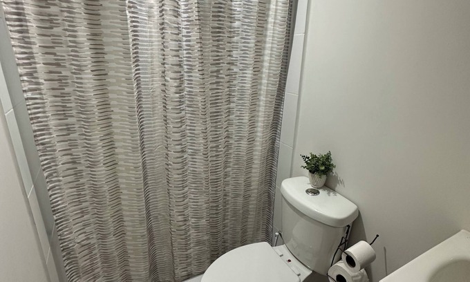 San Miguel House | Charming 3-bedroom house with AC, WiFi in quaint Villas de San Andres, Quelepa