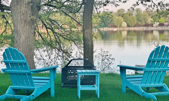 Spicer House | Charming 3-bedroom Legacy Lakehouse near Spicer with beautiful view of the lake!