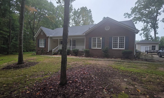 Wake Forest House | Charming 3-bedroom house with AC in Wake Forest