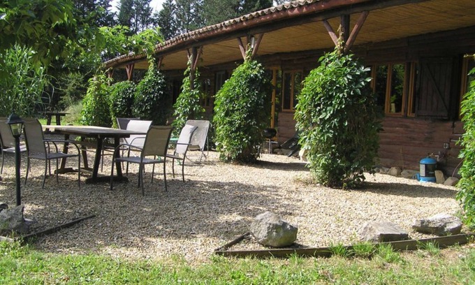 Sauve Cottage | Charming 3 bedroomed cottage for 5, garden & pool WIFI