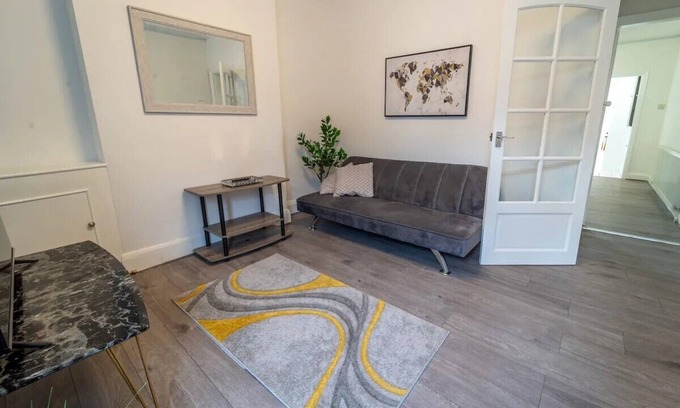 Skegby House | Charming 3-Bed Home with Garden & Great Location | Pass The Keys