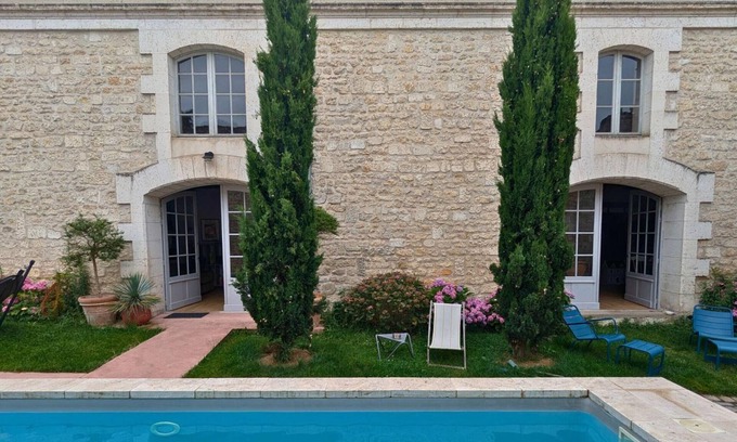 Angouleme Apartment | Charming 3BR Retreat with Pool, Garden, Games, and Nearby Bistro in Angoulême