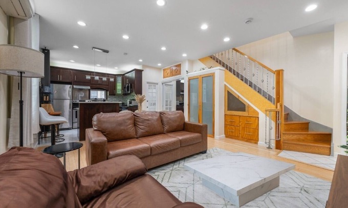 Central Park South Apartment | Charming 3BR Retreat in a Great Area!