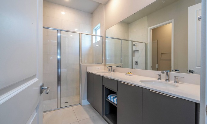 Reunion Apartment | Charming 4BR in Reunion Resort – Great for Families!