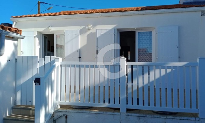 La Tranche-sur-Mer House | Charming 5-Person Holiday Home with Garden, 2km from Beach in La Tranche-sur-Mer