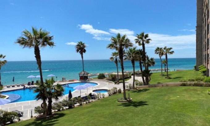 Sandy Beach Condo | Charming and bright 1 br 1 b condo