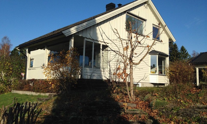 Porsgrunn House | Charming and family friendly house, with big garden. Close to the city and sea.
