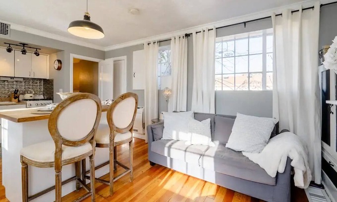 Liberty Wells House | Charming and Serene 1919 Escapenn