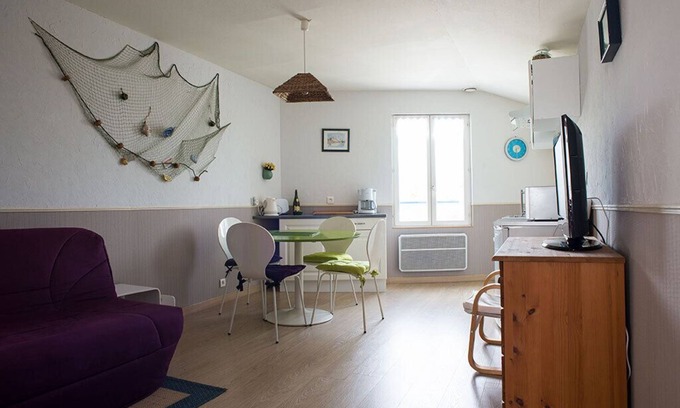Loctudy Apartment | Charming apartment, 2 minutes from the sea. From 315€ per week