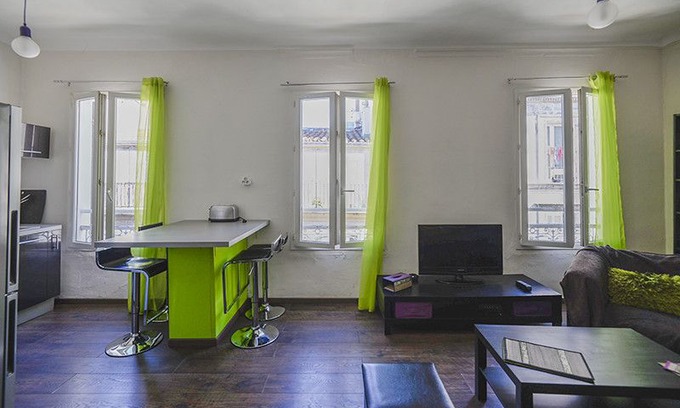 Notre-Dame du Mont Apartment | Charming apartment close to the Old Port