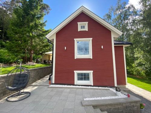Sollentuna Apartment | Charming apartment in a red house in Stockholm