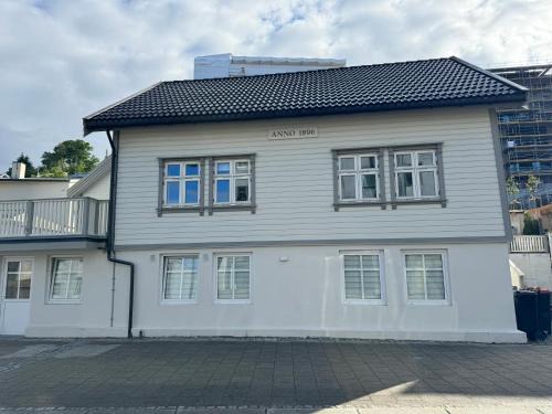 Jorpeland Apartment | Charming Apartment in the harbour of Jørpeland