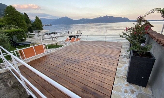 Predore Apartment | Charming apartment in villa on the lake