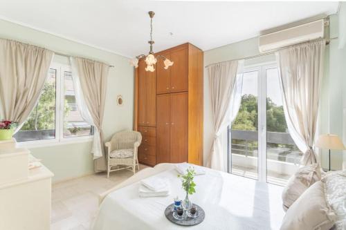 Varkiza Apartment | Charming Apartment in Varkiza