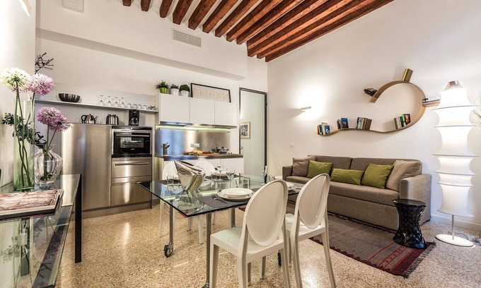 Castello Apartment | Charming Apartment Nestled in Venice Historic Centre