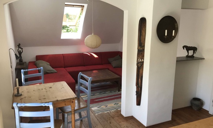Forstenried House | Charming attic apartment on the most beautiful outskirts of Munich!