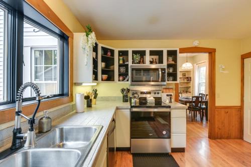Bangor House | Charming Bangor Home with Deck Less Than 1 Mi to Downtown