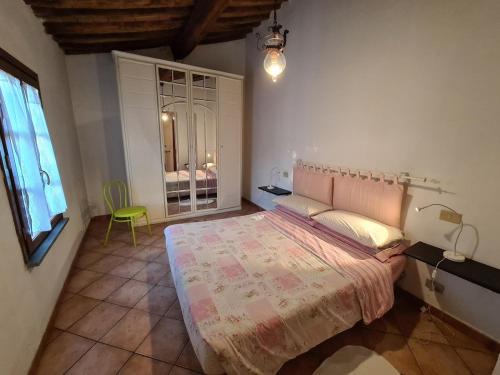 Chiesina Uzzanese Apartment | Charming base in Tuscany