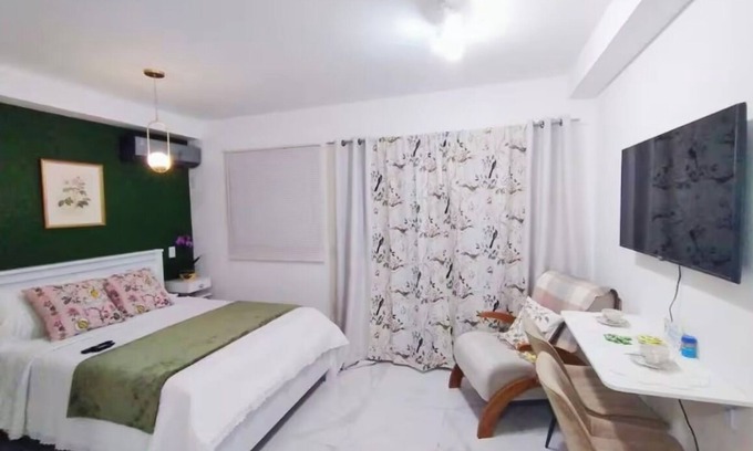 Saude Apartment | Charming apartment in fabulous Mirandópolis São Paulo with WiFi, fitness room