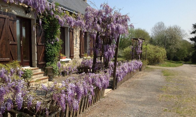 Lignol House | Charming Breton cottage in a secluded woodland setting with pool and spa
