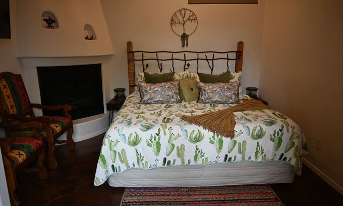 Casa Grande House | Charming Casita with private entry and porch. Enjoy the Sonoran Desert Serenity.