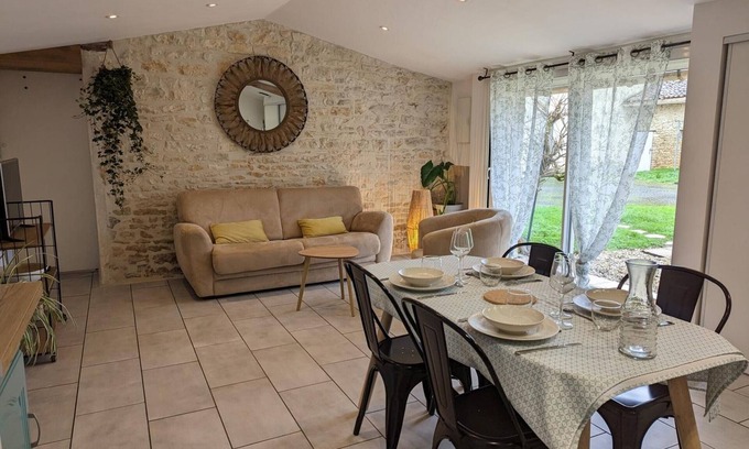 Aunac-sur-Charente Cottage | Charming Charente Home: Heated Pool, Private Garden, and Modern Amenities