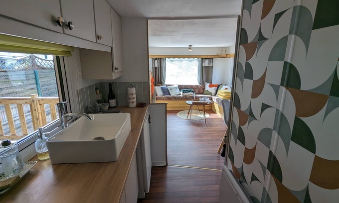 La Tranche-sur-Mer Ski Chalet | Charming chalet just steps from the sea