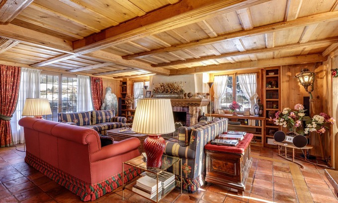 Gstaad Ski Chalet | Charming Chalet Gstaad