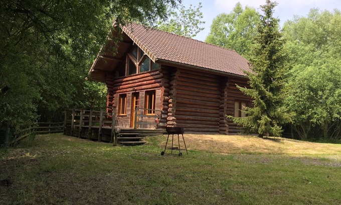 Quend Ski Chalet | Charming Chalet with Swimming Pool in Quend
