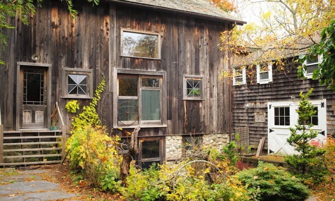 Bellport House | Charming Converted Barn and Cottage walk to the Fire Island Ferry, rental by mo.