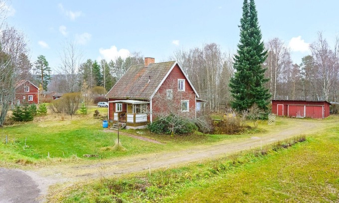 Bjorbo House | Charming cottage in Dalarna with a view of Fänforsen | SE19027