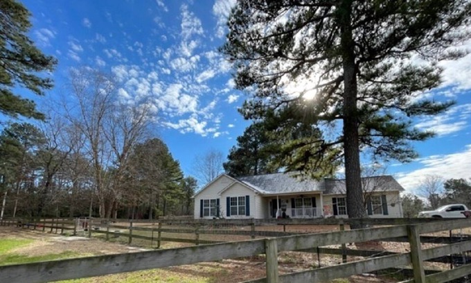 West End Other | Charming country farm with animals