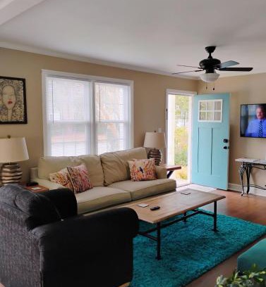 New Bern House | Charming, Cozy Cottage Near Downtown New Bern